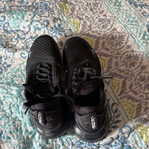 Nike Air Max 270 Triple Black Sneakers